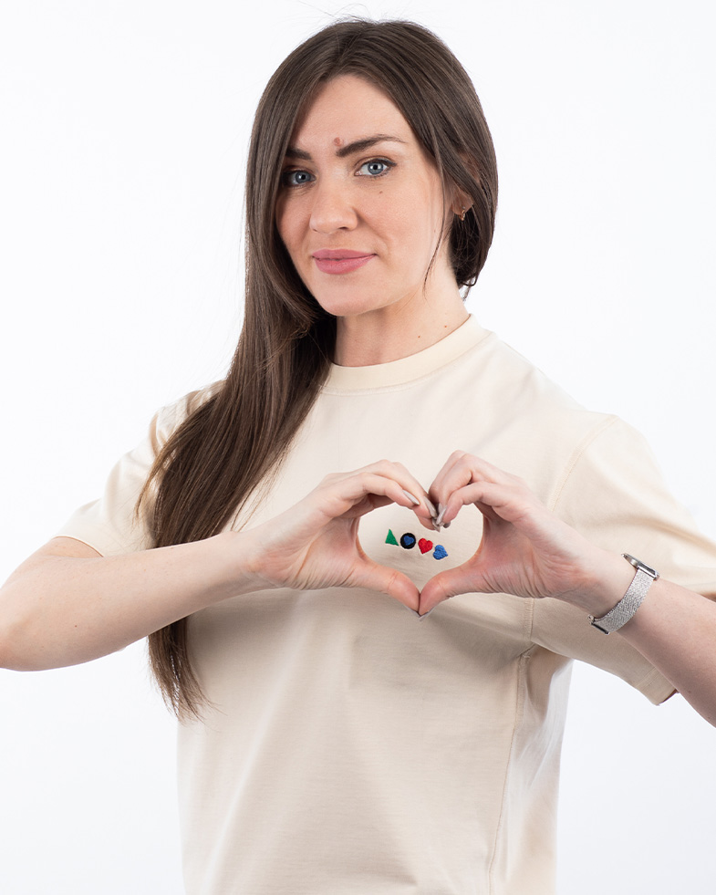 Футболка LOVE